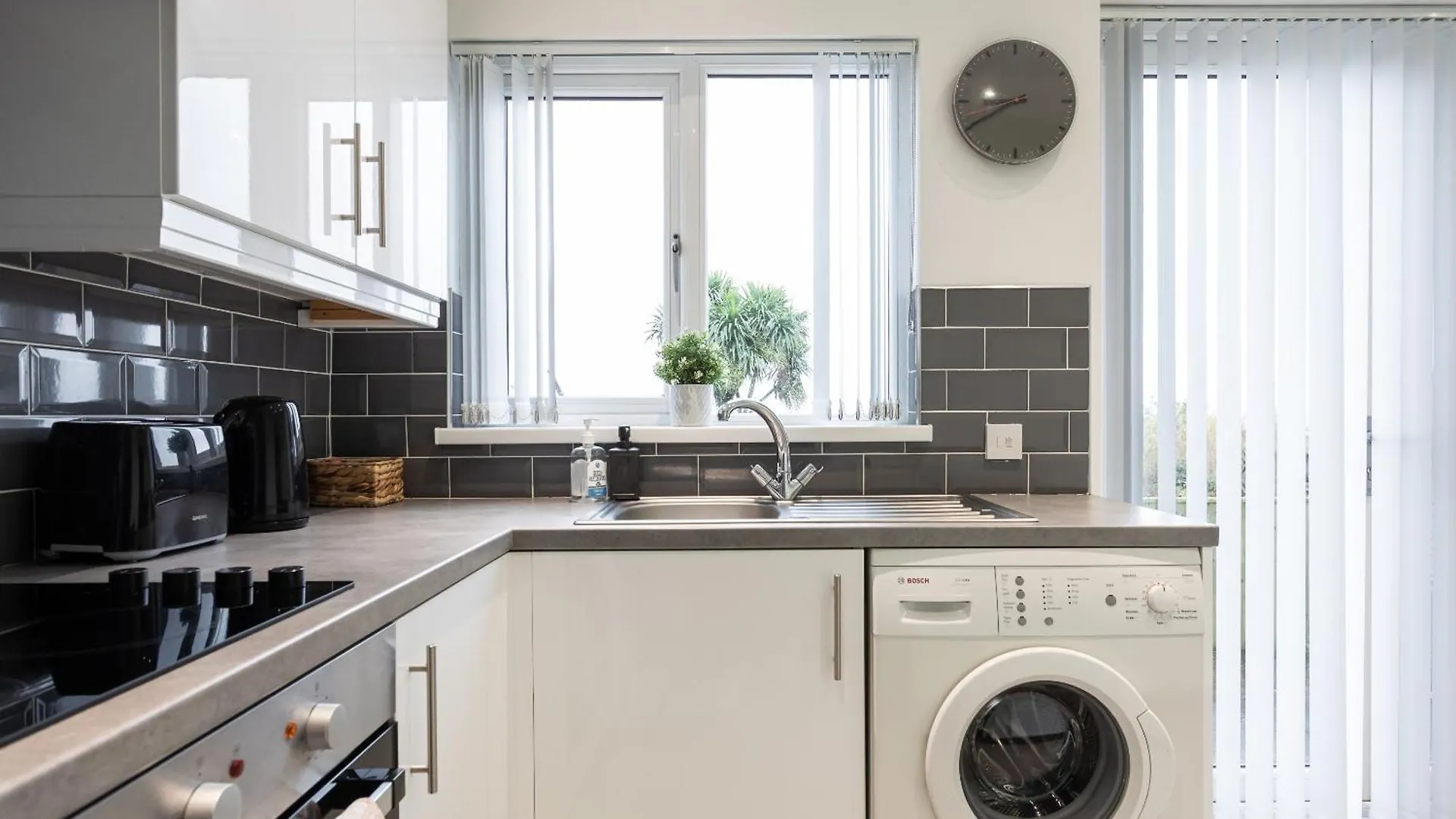 Holiday home Fully Refurbished North Belfast Home 2 United Kingdom