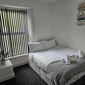 https://skyline-hanover-204.cardiffhotelswales.com