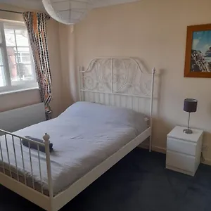 https://bright-and-light-3-bedroom-central-southampton.bournemouth-hotels.org